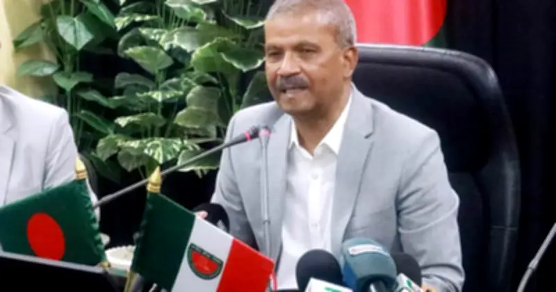 যুব ও ক্রীড়া উপদেষ্টার শেষ দিনে টি-টোয়েন্টি বিশ্বকাপ সিদ্ধান্তকে সঠিক বললেন আসিফ নজরুল