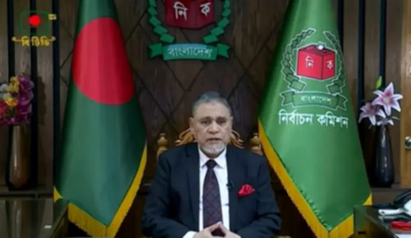 বাংলাদেশে অনলাইন শিক্ষার নতুন নীতিমালা: ডিজিটাল শিক্ষার যুগে যাত্রা শুরু