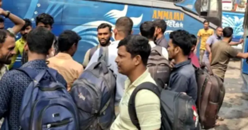 ত্রয়োদশ জাতীয় সংসদ নির্বাচন সামনে রেখে বাড়ি ফিরছে মানুষ, ভাড়া বৃদ্ধির অভিযোগ