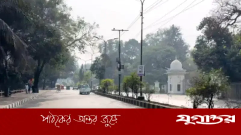 ত্রয়োদশ জাতীয় নির্বাচনের প্রাক্কালে রাজধানী ঢাকার রাজপথ ফাঁকা, অলিগলিতে নির্বাচনী আমেজ