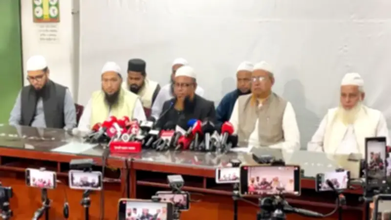 ভোট ক্রয় ও সন্ত্রাসের অভিযোগে উত্তপ্ত রাজনৈতিক পরিস্থিতি, বিএনপি নেতাদের গ্রেপ্তার