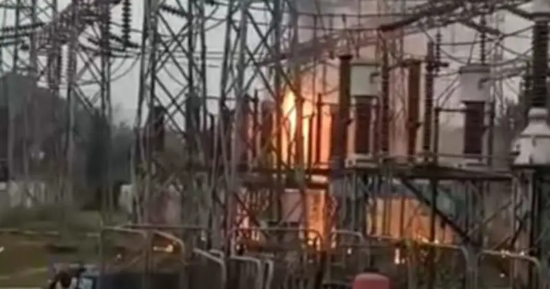 নারায়ণগঞ্জের বিদ্যুৎ উপকেন্দ্রে আগুন, যান্ত্রিক গোলযোগের কারণে ঘটনা