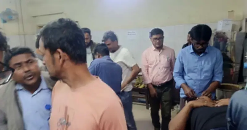 মুন্সীগঞ্জে বিএনপি ও স্বতন্ত্র প্রার্থীর সমর্থকদের সংঘর্ষে পাঁচজন আহত