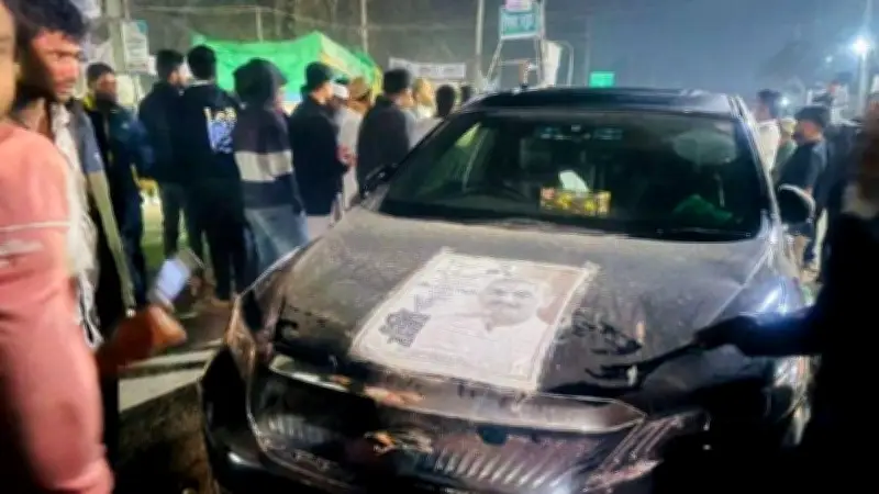 রংপুরে ভোটকেন্দ্রে সিসি ক্যামেরা চুরি, টাকা দিয়ে ভোট কেনার চেষ্টা, আটক ২