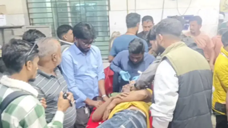 মুন্সিগঞ্জে বিএনপি-স্বতন্ত্র প্রার্থীর সমর্থকদের সংঘর্ষে আহত ৫, আনসার ৩৩০ জনকে সরিয়ে দিলো