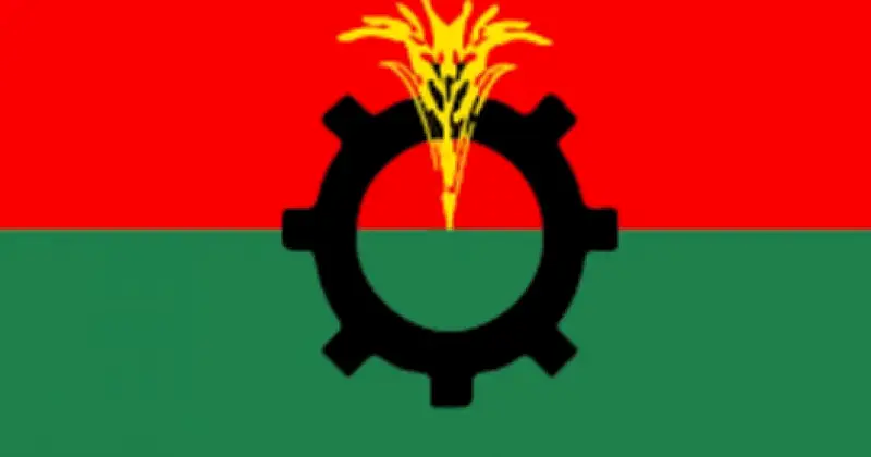 জরুরি সংবাদ সম্মেলনে বিএনপি নেতাদের উপস্থিতি নিয়ে প্রশ্ন উঠেছে