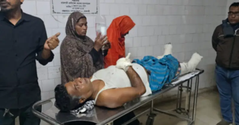 রাজশাহীর চারঘাটে বিএনপি নেতাকে দিনদুপুরে কুপিয়ে আহত, হাসপাতালে চিকিৎসাধীন