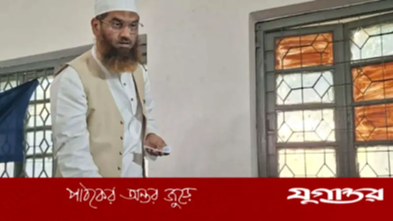 মামুনুল হকের ভোটদান: নির্বাচনী ফলাফল মেনে নেওয়ার শর্ত জানালেন তিনি