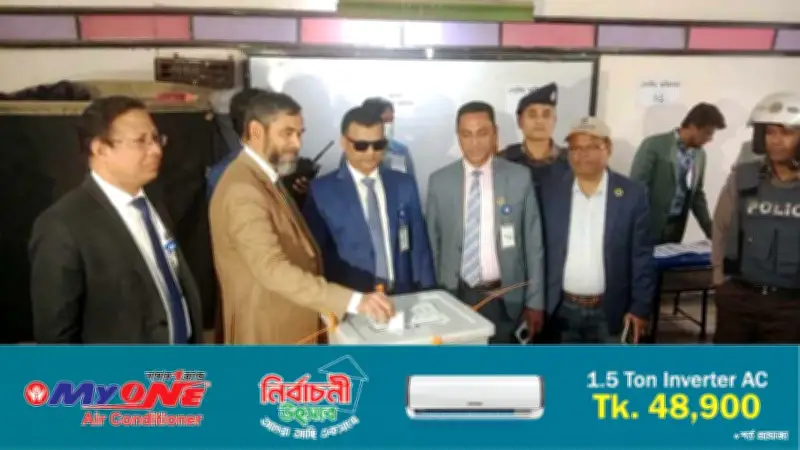 টাকা নিয়ে ধরা খাওয়াটা ভালো, দুর্নীতি কমবে: নির্বাচন কমিশনার সানাউল্লাহ