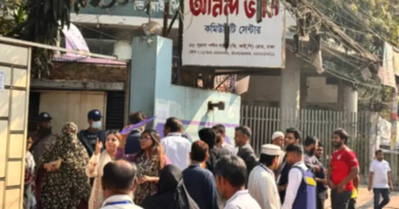 ত্রয়োদশ সংসদ নির্বাচনে বড় ব্যালট ভাঁজে ভোটারদের বিড়ম্বনা