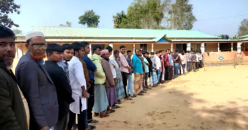 কক্সবাজার-৪ আসনে শান্তিপূর্ণ ভোটগ্রহণ: নারী ভোটারদের ব্যাপক উপস্থিতি ও প্রশাসনের কঠোর নিরাপত্তা