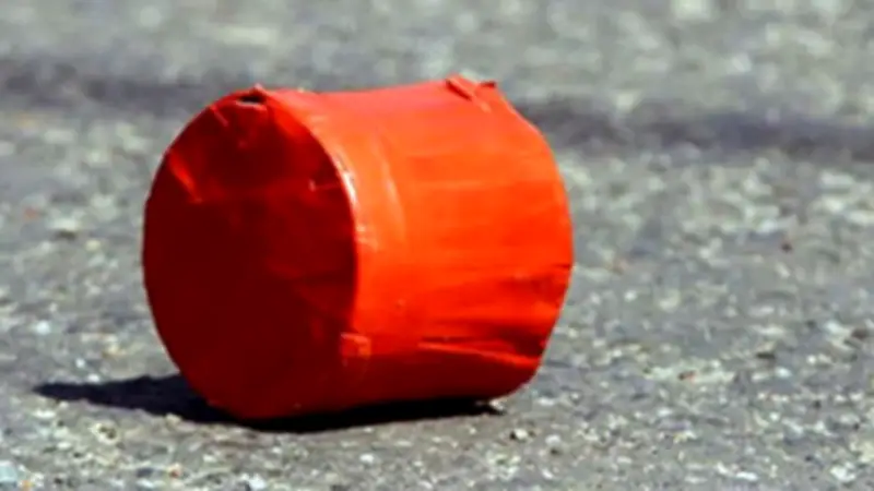 মুন্সীগঞ্জে ভোটকেন্দ্রে ককটেল বিস্ফোরণ, ঢাকায় গণপরিবহন সংকটে নির্বাচন প্রভাবিত