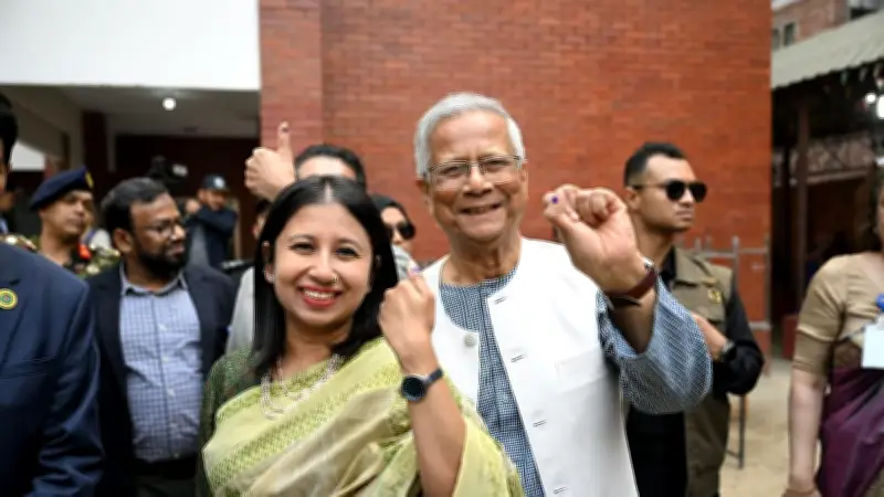 নতুন বাংলাদেশের জন্মদিন: প্রধান উপদেষ্টা ইউনূসের ভোটদান ও গণভোটের আহ্বান