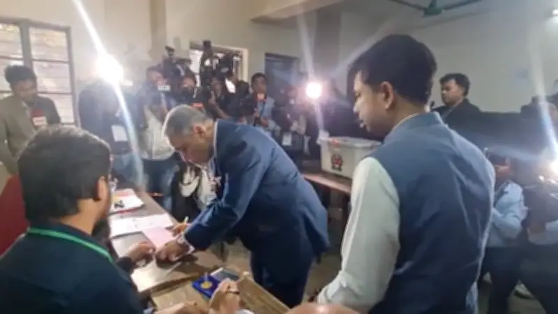 বাংলাদেশে অনলাইন শিক্ষার নতুন দিগন্ত: প্রযুক্তির মাধ্যমে শিক্ষার প্রসার