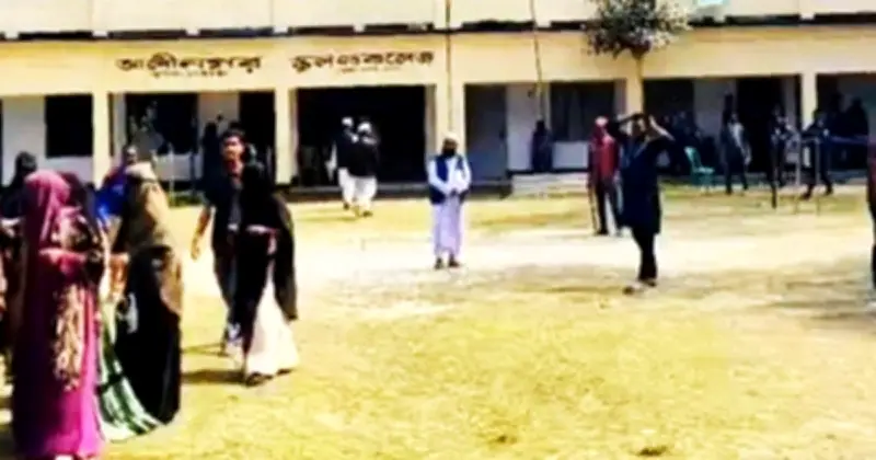 ভোলার স্কুলে ককটেল বিস্ফোরণ, ব্যালট পেপার ছিনতাই চেষ্টা, ভোটগ্রহণ বন্ধ