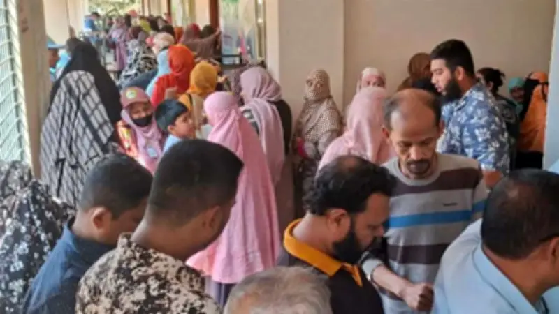 ভোটগ্রহণ শেষ, ফলাফলের অপেক্ষায় দেশ: ইসি সচিবের তথ্য ও সহিংসতার খবর