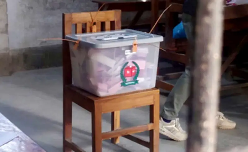 বাংলাদেশে অনলাইন শিক্ষার ভবিষ্যৎ: নতুন সম্ভাবনা ও চ্যালেঞ্জ