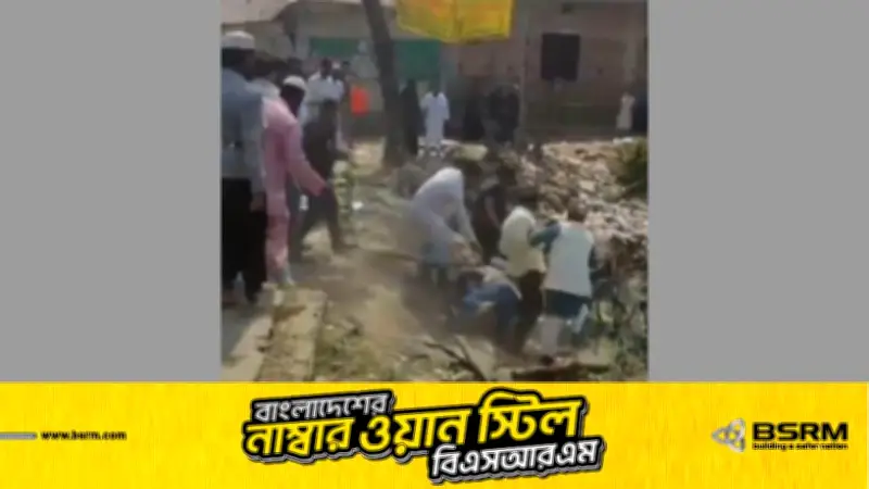 ভোলায় ভোটকেন্দ্রের সামনে বিএনপি-ইসলামী আন্দোলনের সংঘর্ষ, আহত ৪