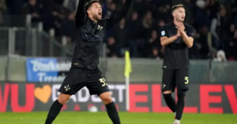 লুকা মদ্রিচের শেষ মুহূর্তের গোলে এসি মিলানের জয়, সেরি আ শীর্ষে ইন্টারের সঙ্গে ব্যবধান কমল