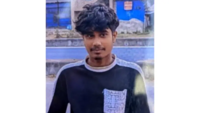 বোনকে উত্ত্যক্তের প্রতিবাদে বগুড়ায় কিশোর শ্রমিক ফাহিম হোসেনের ছুরিকাঘাতে মৃত্যু