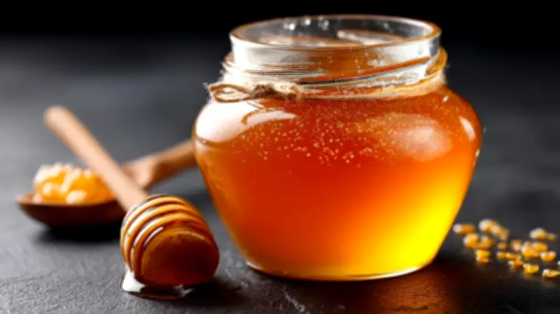 মধু থেকে দুধ: রোজকার খাবারের বৈজ্ঞানিক রহস্য উন্মোচন