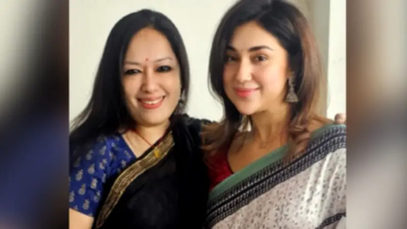 বিনোদন জগতে নতুন চমক: হানিয়া আমিরের প্লেব্যাক, অপু-রুমিনের ছবি, চঞ্চলের নতুন প্রকল্প