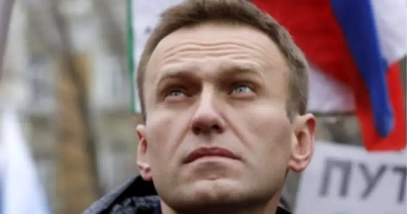 যুক্তরাজ্যের অভিযোগ: ডার্ট ব্যাঙের বিষে হত্যা করা হয়েছিল আলেক্সি নাভালনিকে