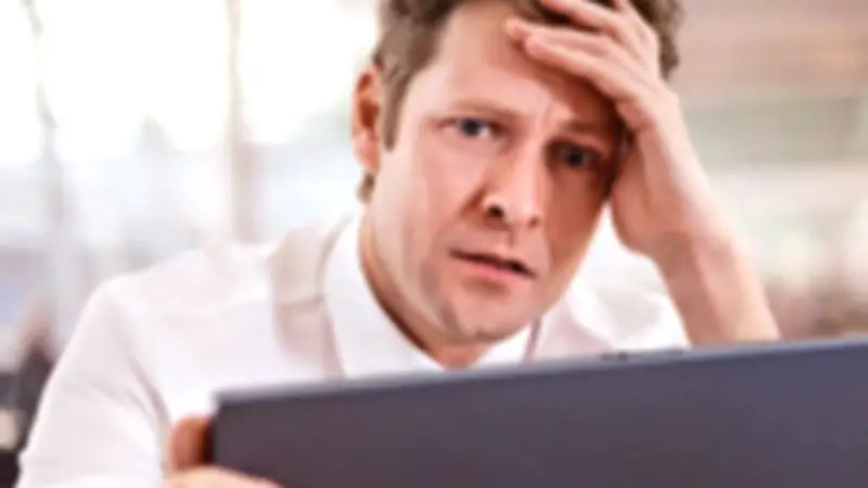 যুক্তরাজ্যে বেতন স্থবিরতা: জীবনযাত্রার মান দ্বিগুণ হতে লাগবে ১৩৭ বছর, বাংলাদেশেও একই চিত্র