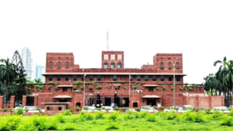 যুক্তরাষ্ট্রে ভ্রমণ ভিসায় শিক্ষাক্রমে ভর্তি নিষিদ্ধ: ভারত-বাংলাদেশ সম্পর্কে নতুন বাস্তবতা