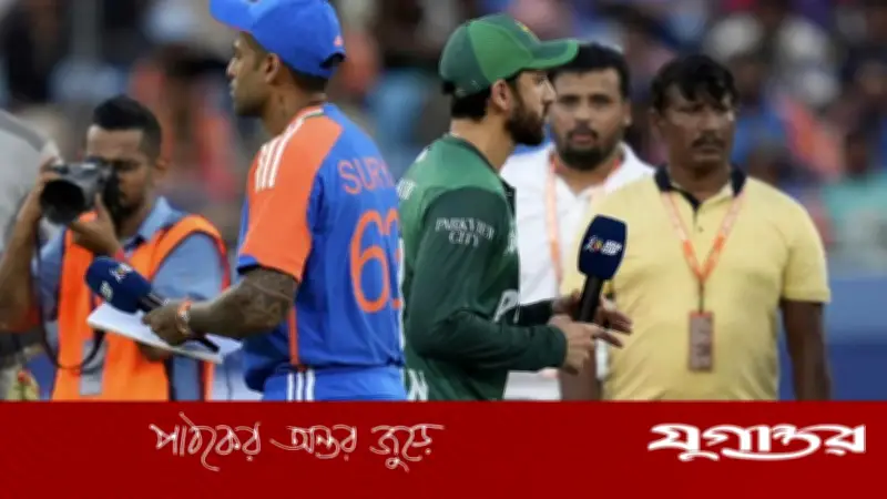 হ্যান্ডশেক না করায় সঞ্জয়ের কাঠগড়ায় ভারত, হরভজন বললেন 'ইচ্ছার ব্যাপার'