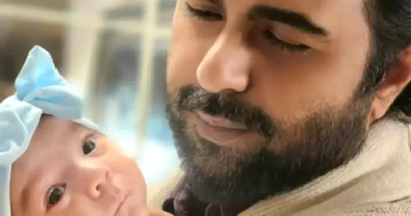 অপূর্বের জীবনে নতুন অতিথি আনায়া, ভালোবাসা দিবসে প্রকাশ করলেন কন্যার ছবি