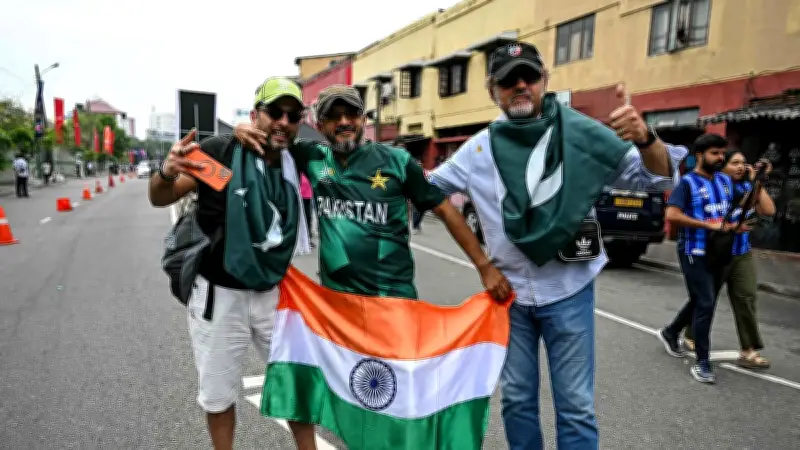 ভারত-পাকিস্তান ম্যাচে কথার লড়াই: অভিষেক শর্মা থেকে উসমান তারিক, রাজনীতি ও হ্যান্ডশেক বিতর্ক
