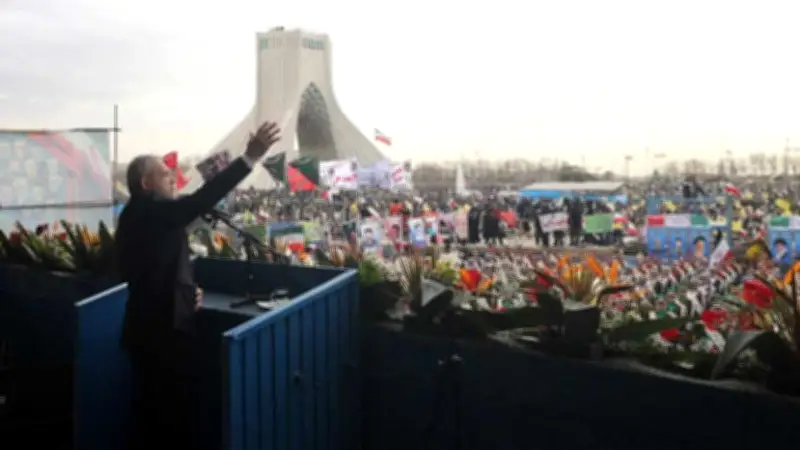 বাংলাদেশে অনলাইন শিক্ষার ভবিষ্যৎ: নতুন সম্ভাবনা ও চ্যালেঞ্জ