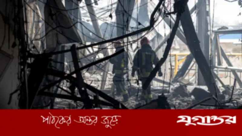 ইউক্রেনের ড্রোন হামলায় রাশিয়ার তামান বন্দর বিধ্বস্ত, বাণিজ্যে স্থবিরতার আশঙ্কা