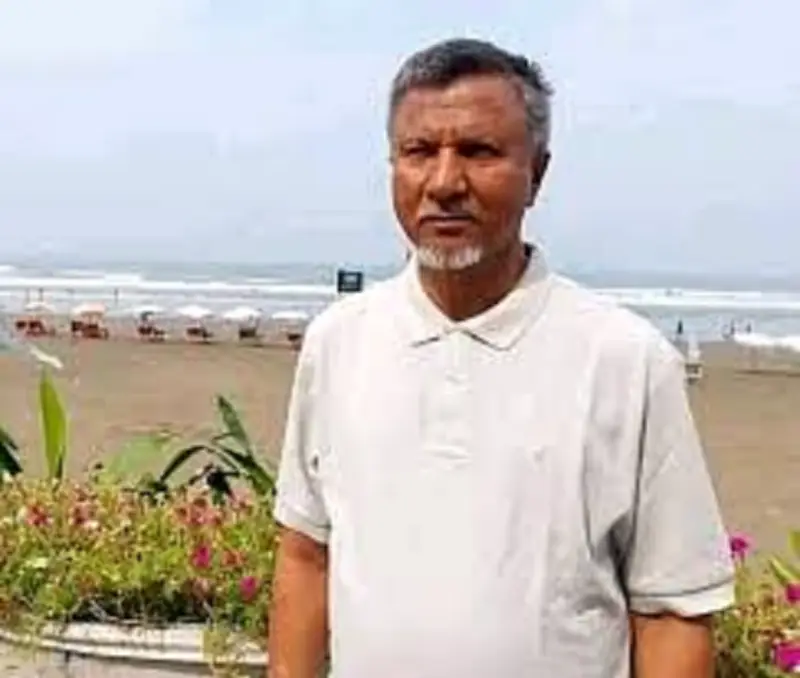 প্রশাসনিক অভিজ্ঞতা কাজে লাগিয়ে জয়পুরহাট-২ আসনে জয়ী হলেন 'ডিসি বারী'