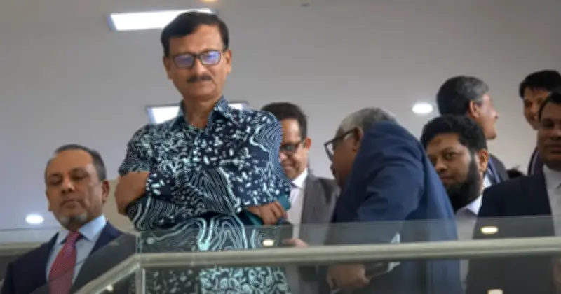 পররাষ্ট্র মন্ত্রণালয়ে বিদায় নিলেন উপদেষ্টা মো. তৌহিদ হোসেন, আবেগপ্লুত মুহূর্ত