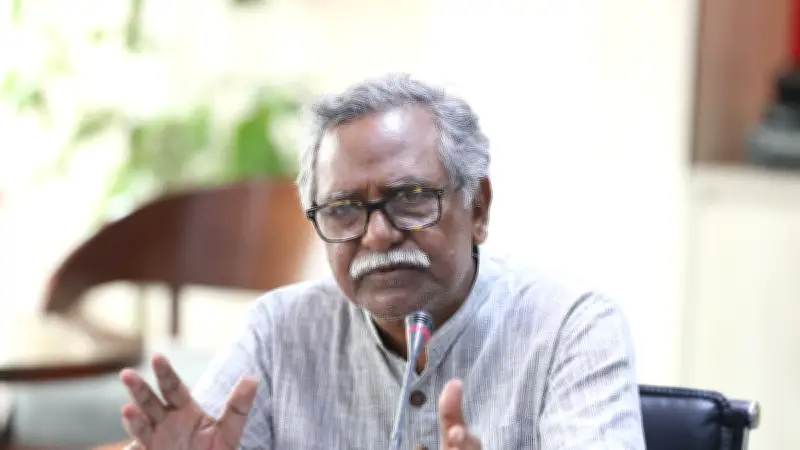 ইলা মিত্রের জন্মশতবর্ষে আনু মুহাম্মদের অভিযোগ: ইউনূসের চুক্তিতে কৃষক শৃঙ্খলিত