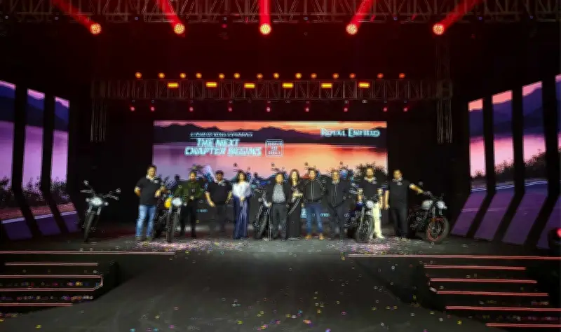 রয়্যাল এনফিল্ডের বাংলাদেশে এক বছর: নতুন রং ও বৈশিষ্ট্যে আসছে ক্ল্যাসিক ও মিটিয়র মডেল