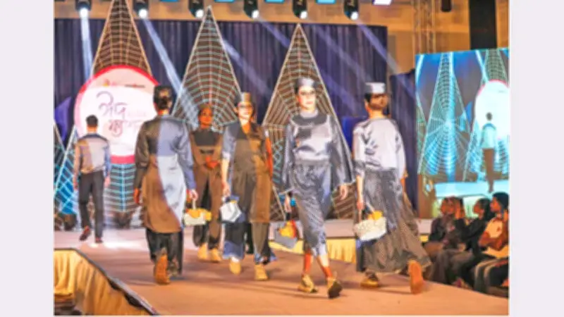 চট্টগ্রামে ঈদ ফ্যাশনের বর্ণিল আয়োজন, আদি মোহিনী মোহন কাঞ্জিলাল-প্রথম আলোর ২৫তম আসর