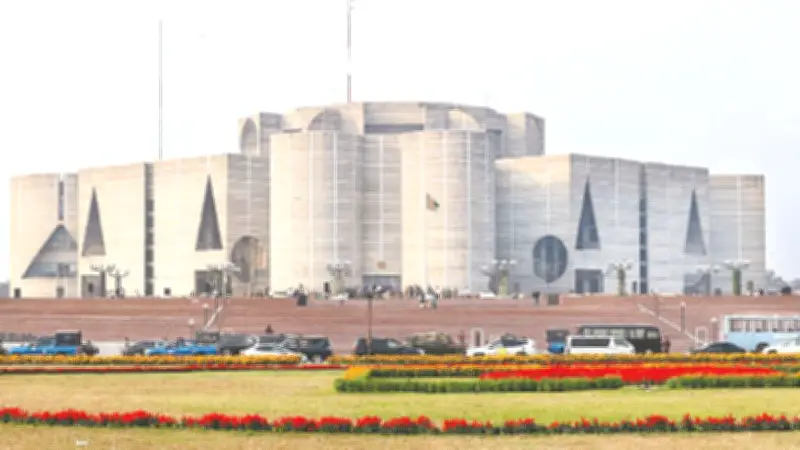 নতুন সংসদ সদস্যদের শপথ, প্রধানমন্ত্রী হিসেবে তারেক রহমানের অভিষেক, ইরানের সামরিক মহড়া ও ঢাকায় আগুন নিয়ন্ত্রণ