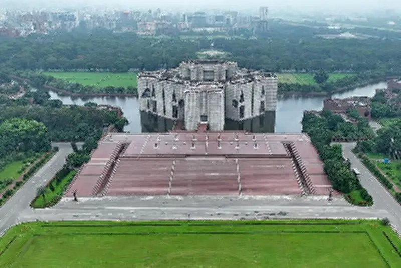 বাংলাদেশের প্রযুক্তি খাতে নতুন সম্ভাবনা: স্টার্টআপ ও আইটি শিল্পের অগ্রগতি