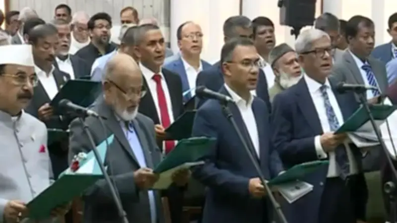 নতুন সরকারের শপথগ্রহণ: বিরোধী দলের ছায়া মন্ত্রিসভা ও ২৩ লাখ কোটি টাকার ঋণের দায়িত্ব