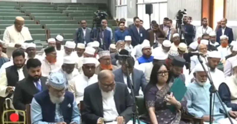 বিএনপির ইশরাক হোসেন সময়মতো না পৌঁছায় জামায়াত জোটের সঙ্গে শপথ নিলেন