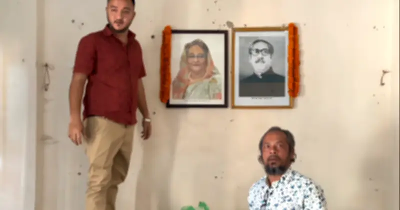 বরগুনার বেতাগীতে ১৮ মাস পর খোলা আওয়ামী লীগ অফিসে ছবি টাঙিয়ে পোড়ানোর ঘটনা