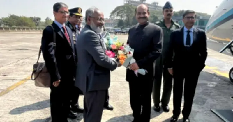 ভারতের লোকসভার স্পিকার ওম বিড়লা বাংলাদেশের শপথগ্রহণ অনুষ্ঠানে যোগ দিতে ঢাকায়