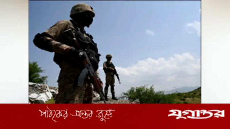 পাকিস্তানে গাড়ি বোমা হামলায় ১১ সেনা নিহত, ১২ সন্ত্রাসীও প্রাণ হারিয়েছে