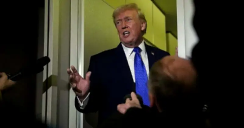 রাশিয়া-ইউক্রেন শান্তি আলোচনা শুরু, ট্রাম্পের হুঁশিয়ারিতে কিয়েভের চাপ