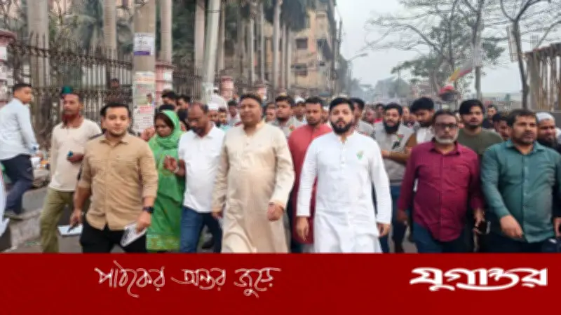 ইশরাক হোসেনের প্রতিমন্ত্রী পদে শপথে পুরান ঢাকায় আনন্দের বন্যা