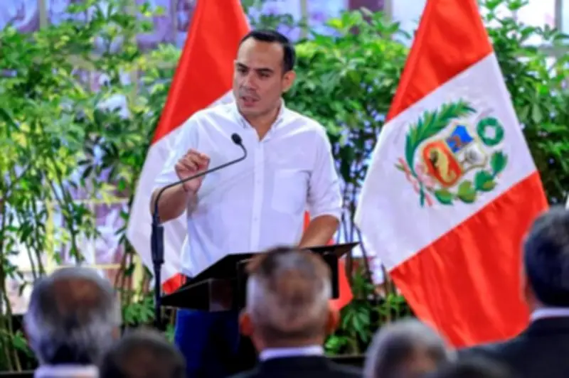 পেরুর প্রেসিডেন্ট হোসে হেরি অভিশংসনে পদ হারালেন, চীনা ব্যবসায়ীর সঙ্গে গোপন বৈঠকের অভিযোগ