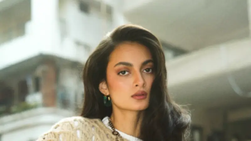 বিডি গেজেটের বিশেষ প্রতিবেদন: ফ্যাশন জগতে নতুন ট্রেন্ডের সূচনা